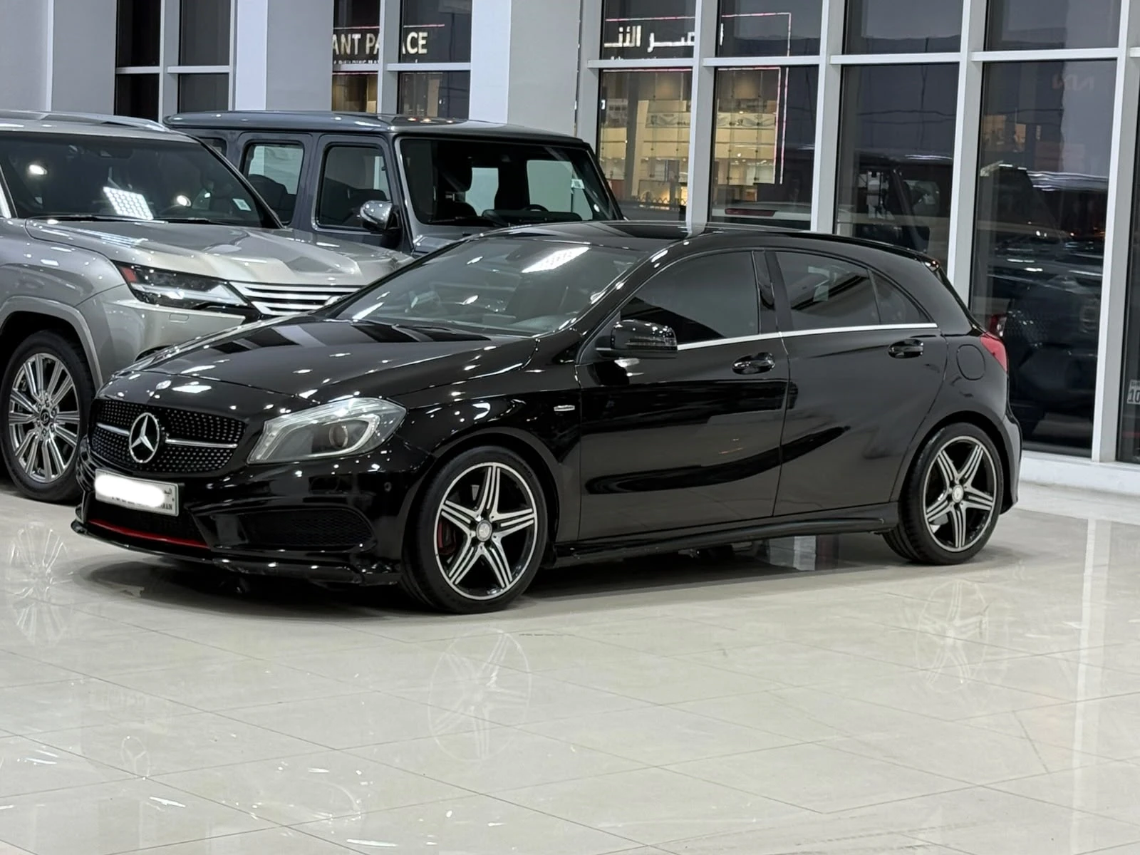 Mercedes Benz A-250 / 2014 (BlacK)
