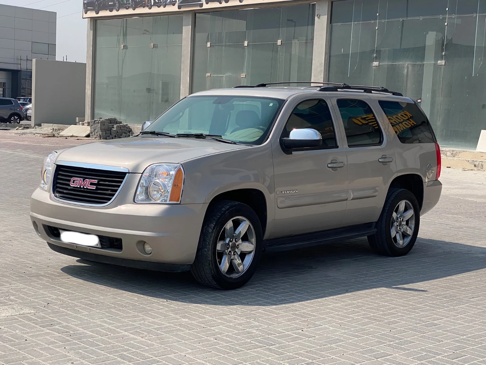 GMC Yukon 2008 (Silver)