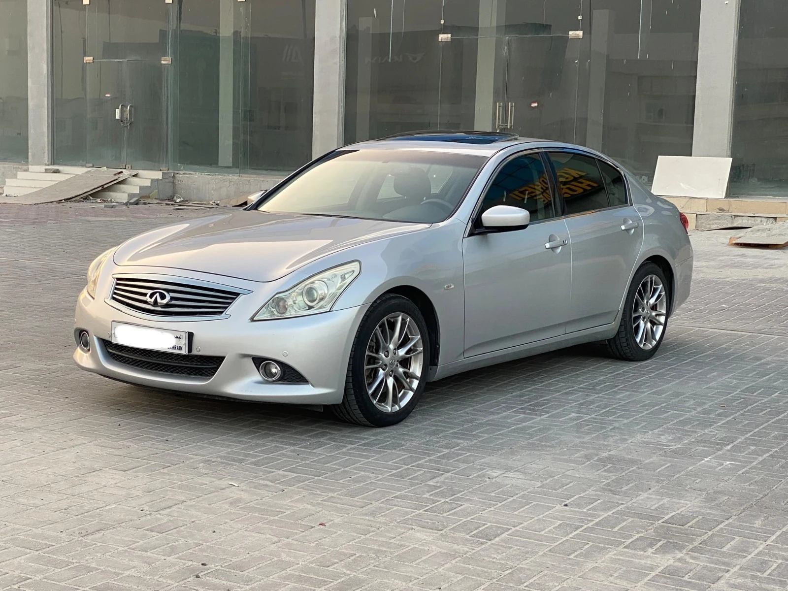 Infiniti G-25 / 2013 (Silver)