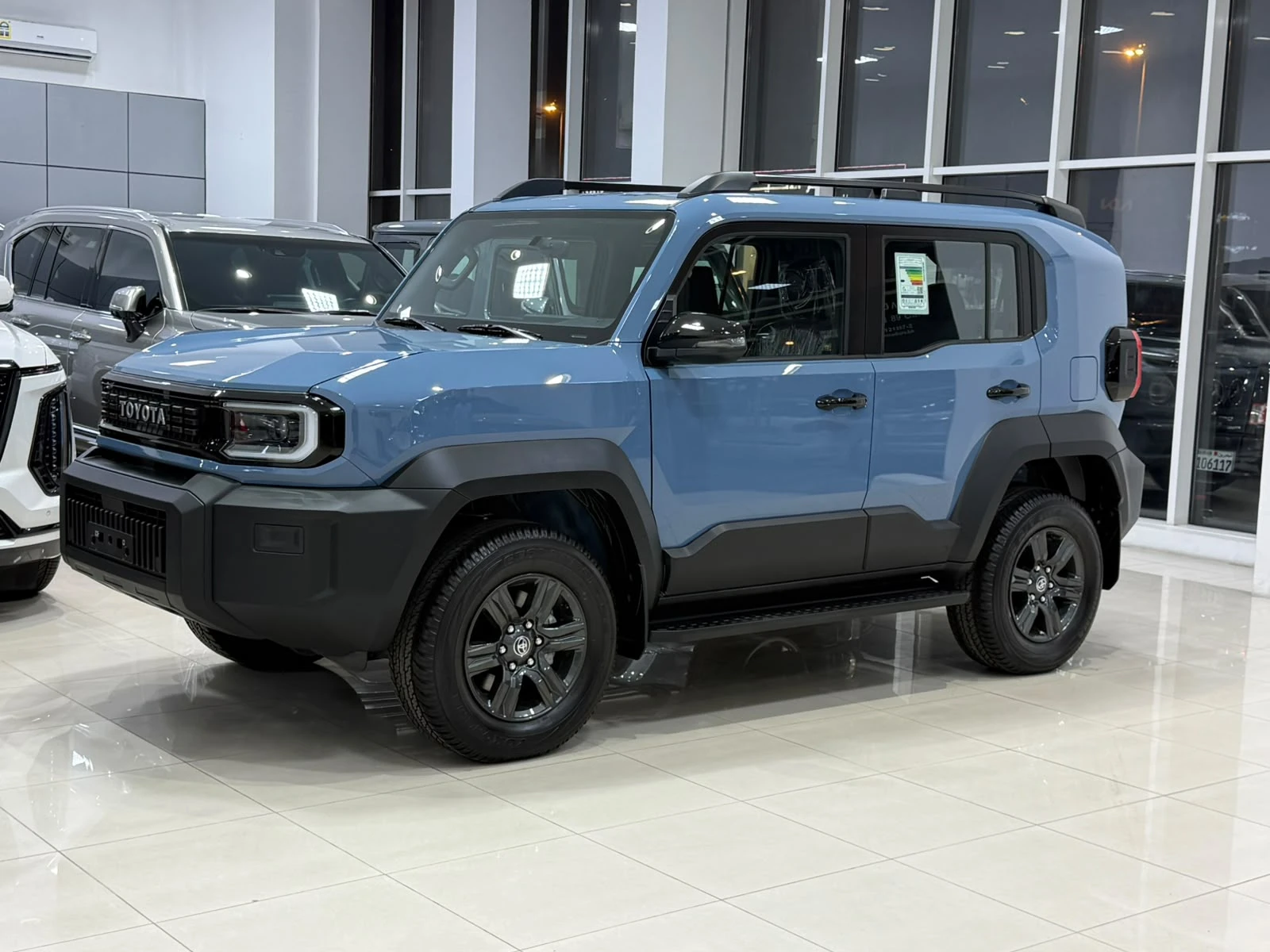 Toyota FJ-Cruiser 2027 (Blue)